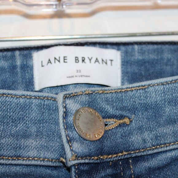 Lane Signature Fit Body Icon Straight Jean - Light Wash Women's Size 22 - Picture 9 of 15